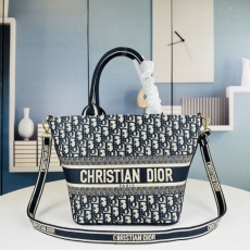 Dior Shopping Bags